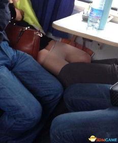 绑架用丝袜堵住,揭秘神秘勒索背后的黑色交易